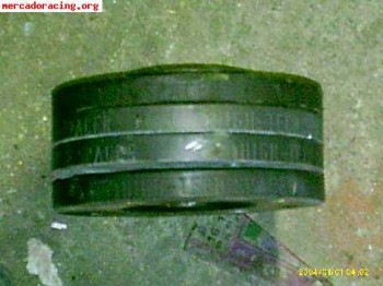 Se compra diverso material para 106.