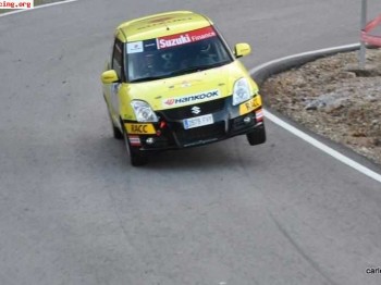 Se alquila suzuki swift del trofeo