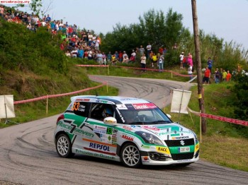 Se alquila suzuki swift copa 2012