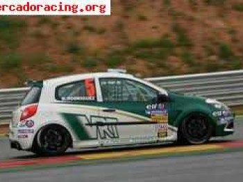 Se busca piloto trt madrid race clio cup