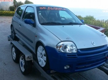 Alquilo renault clio sport navarra y pais vasco