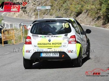 Se alquila renaul twingo r2 kit asfalto y tierra