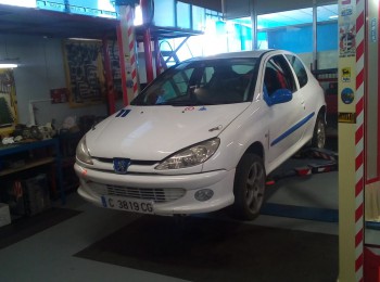 Se alquila 206 gti para rally de naron