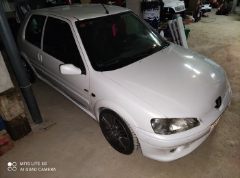 Busco alquilar saxo copa 8v motorland aragón