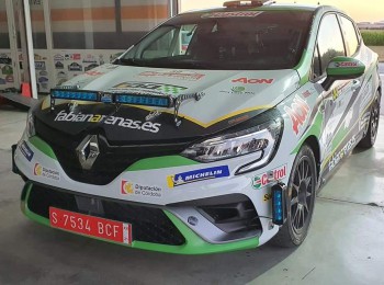 Renault clio rally 5. 