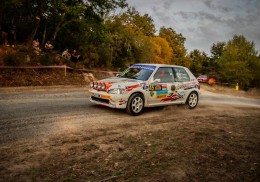 Se alquila peugeot 106 