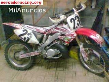 Se vende cr 250 2t 2004