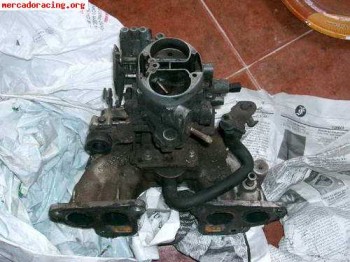 Se vende carburador con colectores de simca 1000 rallye.