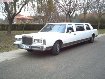 Vendo o cambio, ford lincoln twon car limusina. 