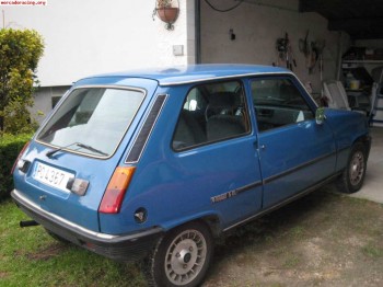 Se vende r5 1977 primera serie