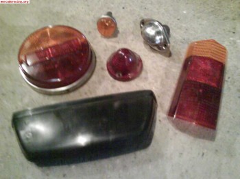 Venta material vehiculos clasicos : pilotos, cuadros, arranq