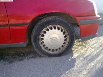 Vendo por piezas opel kadet gsi esta entero motor 2.0 130cv