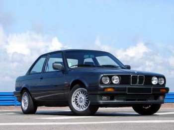 Busco bmw e30 en buen estado