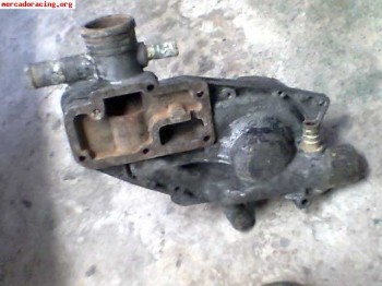 Renault 8 bomba de agua usada