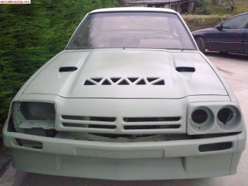 Se vende carroceria de opel manta 400 