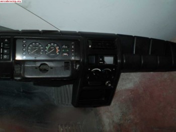 Salpicadero con cuadro de r5 tx