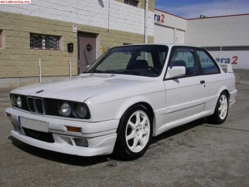 Bmw e 30 318 is rieger