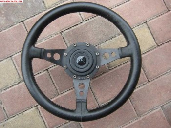 Volante con piña para seat 124 o 1430, tambien vale para 600