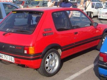 Se vende 205 gti
