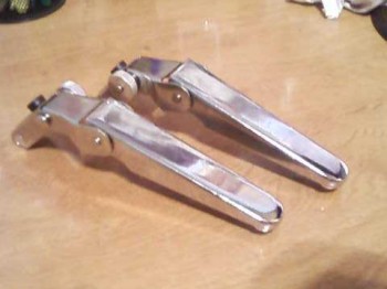 Bisagras abatibles para seat 600 nuevas a estrenar. 