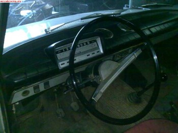 Seat 124 faro redondo.