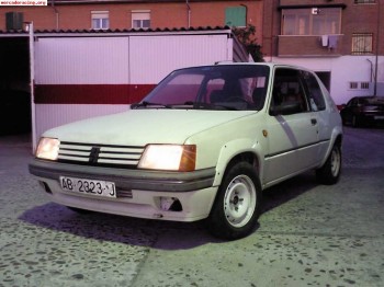 205 rallye   2000€