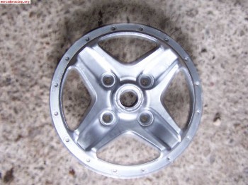 Vendo centro de llanta targa