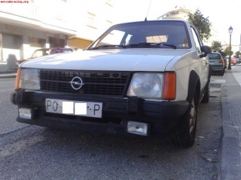 Opel kadett sr 82