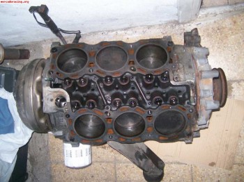 Se venden piezas de motor de 2.8i (capri, granada, etc) bloq
