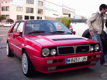 Cambio/vendo lancia delta integrale 8v 185cv