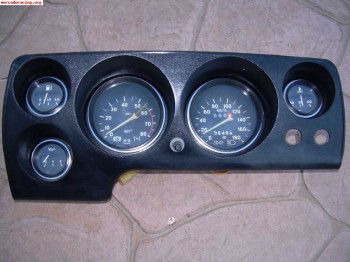 Cuadro de relojes de lada niva