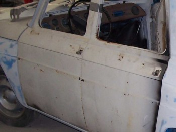 Se venden puertas,capot,traseras de renault 8