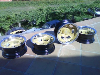 Llantas renault alpine  y r8 