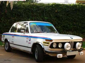 Vendo o cambio bmw 2002 regularidad.