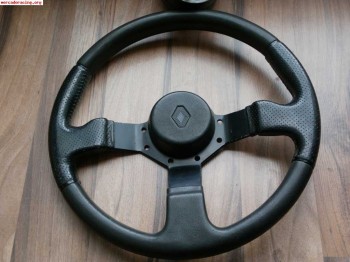 Vendo volante de serie de r5 gt turbo