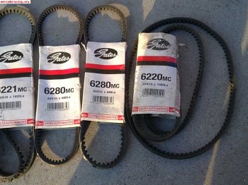 Vendo correas varias creo q son de seat 850
