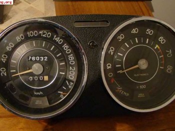 Vendo cuentakilometros fu 200km/h