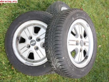 Cambio 9 llantas con gomas por 4!!!!!!!!!!!!!!!!!!!!!!!!!!!!