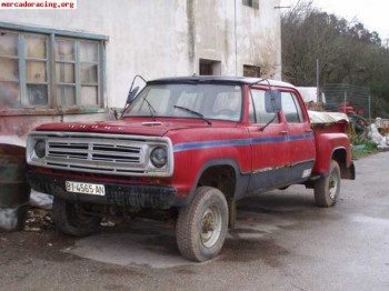 Dodge pik up 4x4 6 plazas  1972