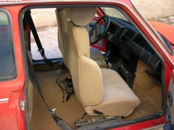 Vendo asientos y tapizados de r5 tx 