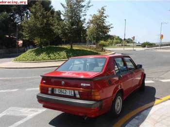 Vendo alfa romeo 75 v6 3.0 america
