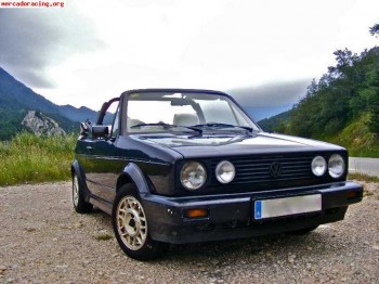 Golf cabriolet 1.8 quartet 2600€