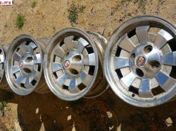 Juegos de llantas para clasicos seat y renault 
