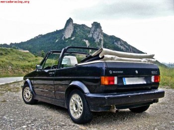 Golf cabriolet 1.8 quartet 2600€