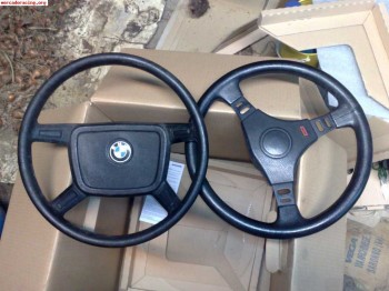 Vendo material bmw e21