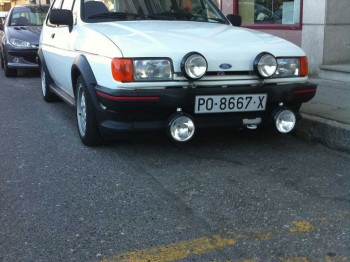 Ford fiesta xr2 restaurado