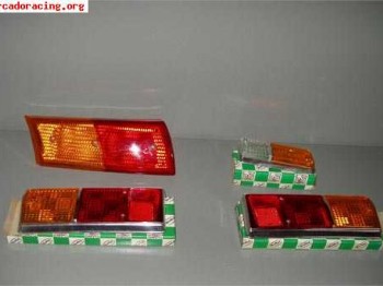 Vendo pilotos traseros derechos de renault 5 a estrenar