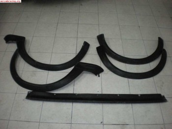 Vendo  los 4 aletines con faldón y alerón trasero de fiesta 