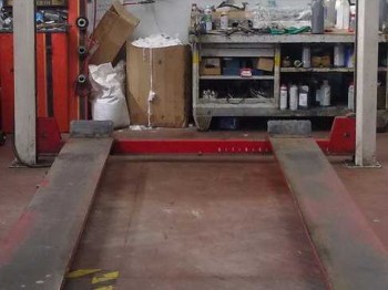 Vendo elevador 4 columnas  istobal , 1000€