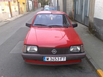 Se vende opel ascona